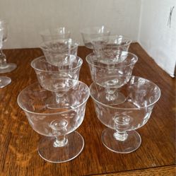 Vintage Set Up Eight Mid-Century Crystal Sherbet Glasses .