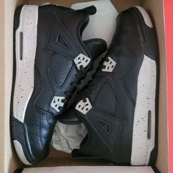 Jordan 4 Black Oreo Size 6.5