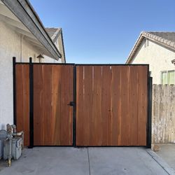 Luxury Metal Gate 