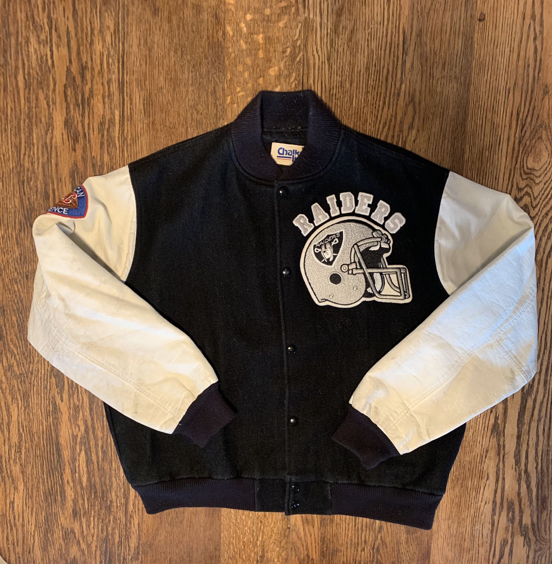 Las Vegas Raiders Jacket Authentic Brand New for Sale in Fresno, CA -  OfferUp