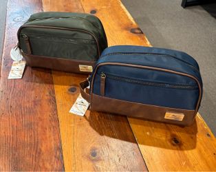Tommy Bahama Toiletry Bag / Travel Pouch / Dopp Kit