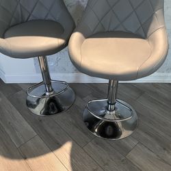 4 Gray Adjustable Height Bar Stools 