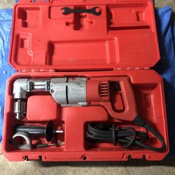 Milwaukee Corded Right-Angle Drill Kit