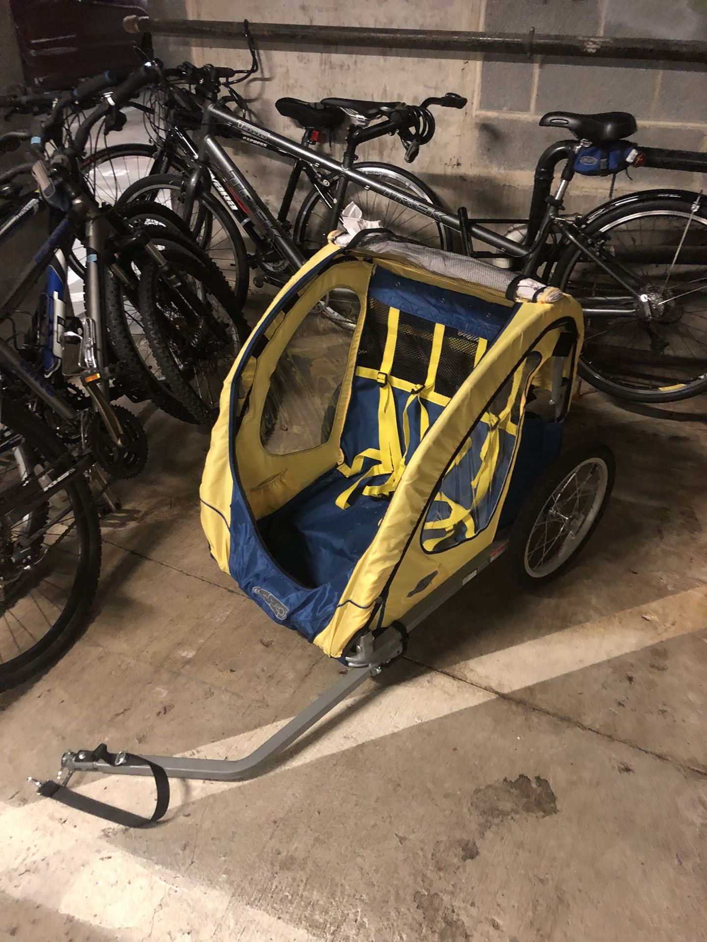 Schwinn Instep Sedona Bicycle Trailer