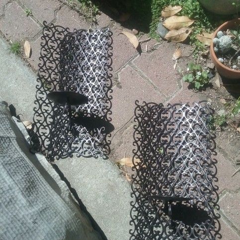 Candle Or Plant Holders, Solid Metal, 4 in pots cand9g fit on it