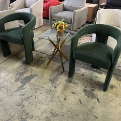 Brand New 3 pcs set $180 2 chairs and coffee table  Brand new  