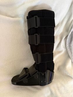Medical Boot Size Small