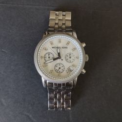 Elegant Michael Kors Ritz Silver-Tone MK5020 Wrist Watch for Women