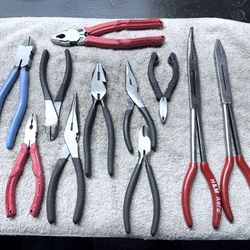 Vintage Craftsmen Plier set