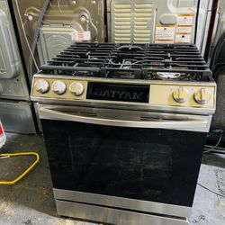 Estufa Slide In Con AIRFRY  A Pagos