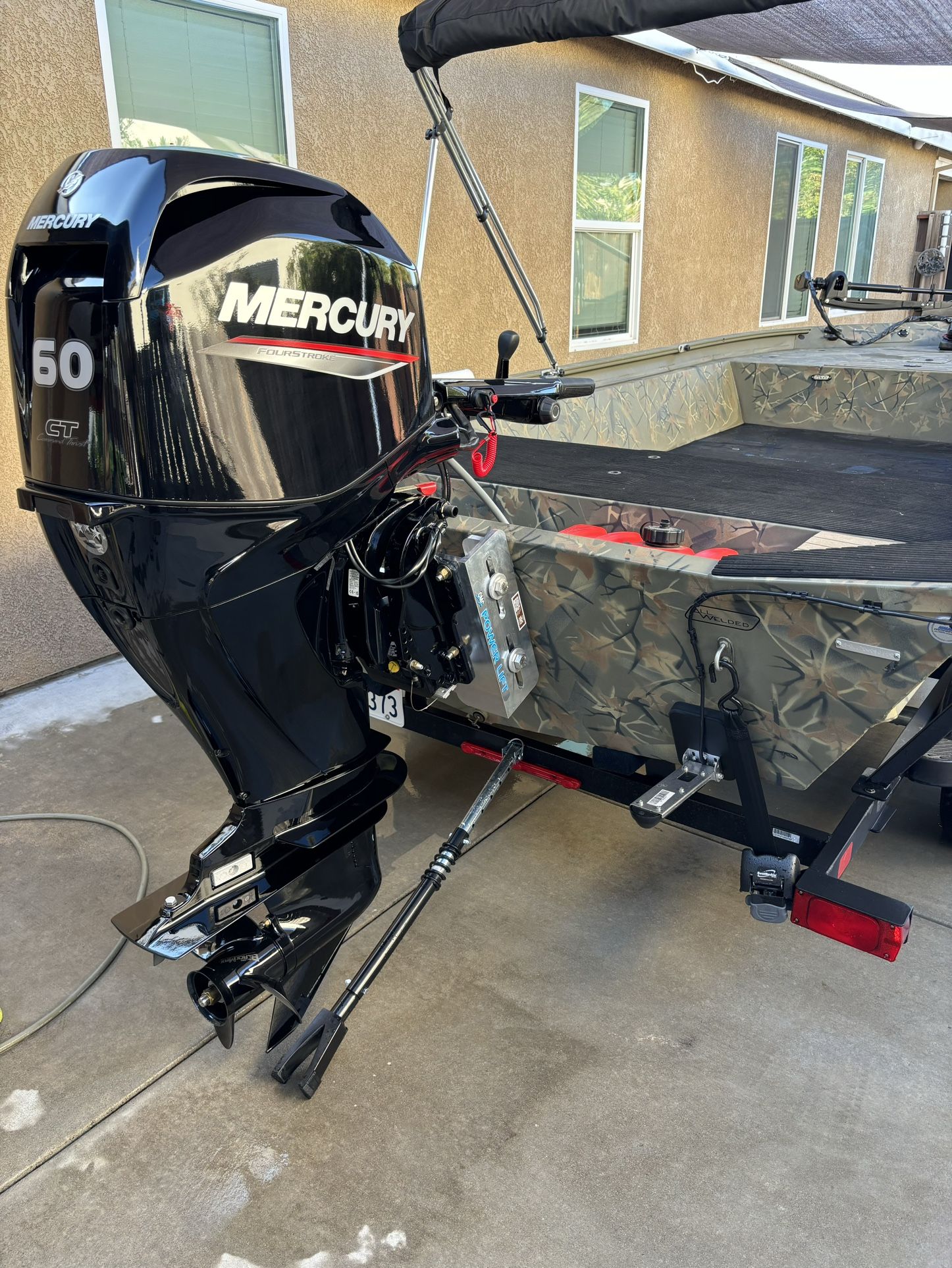 2020 Tracker Grizzly 1860