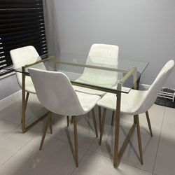 5 Piece Dinning Room Table 