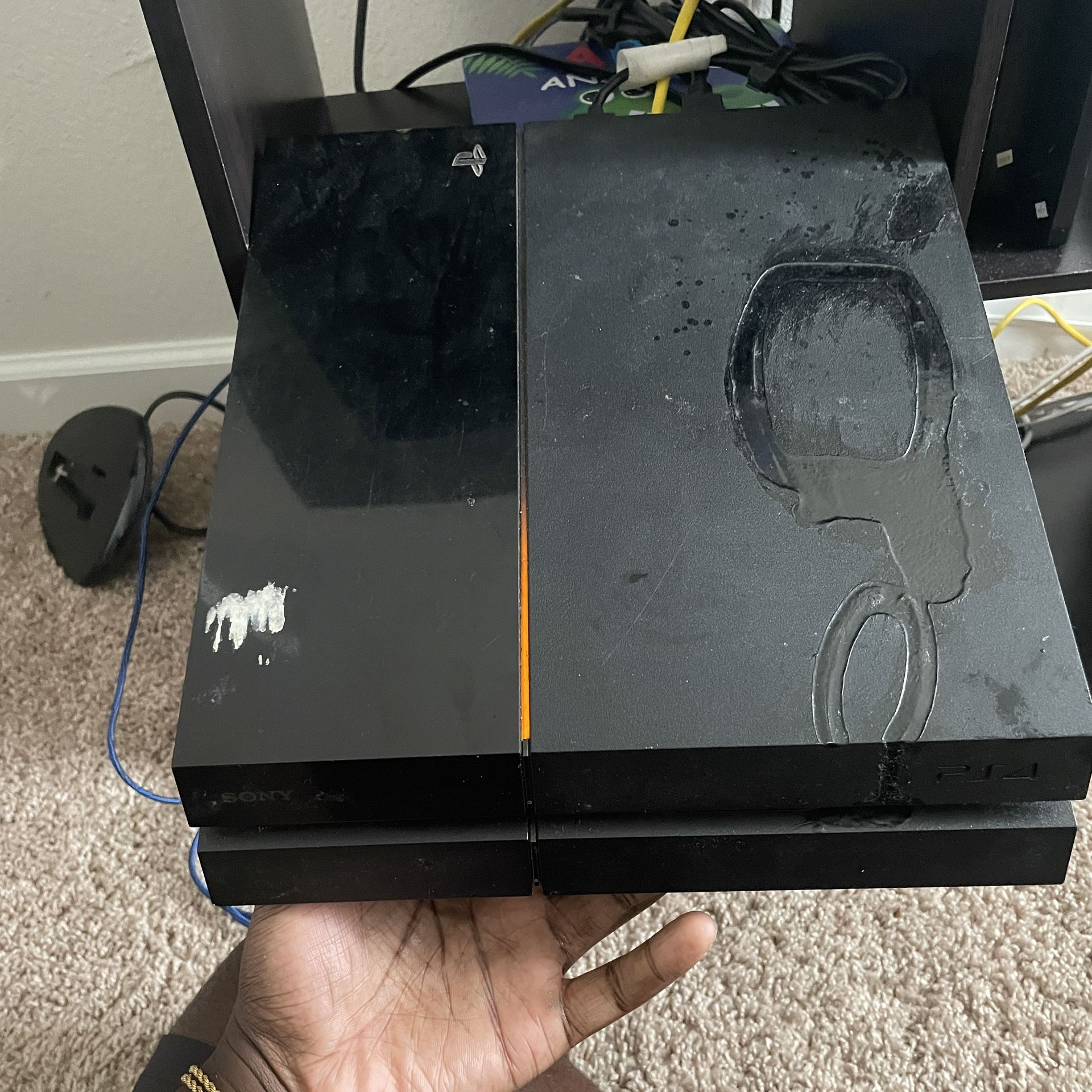 PS4 Console - works great! (needs Cleaning)