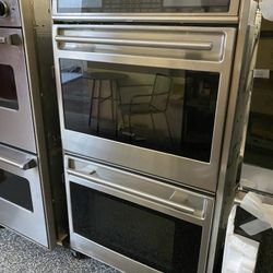 Wolf 30” Electric Double Wall Oven 