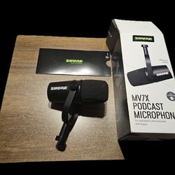 USED-SHURE MV7X XLR ONLY