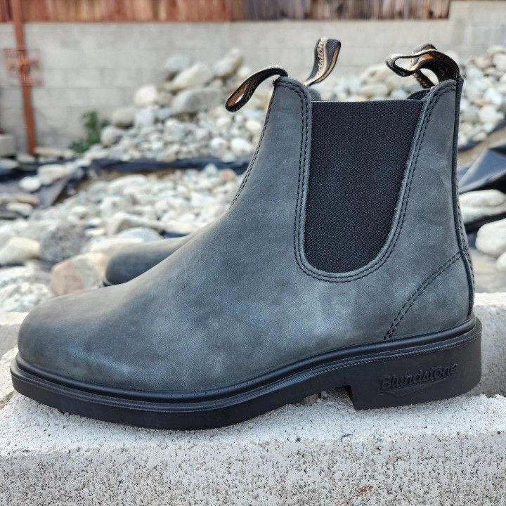 Blundstone #1910 Women's Suede Boots