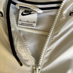 Nike Windbreaker 