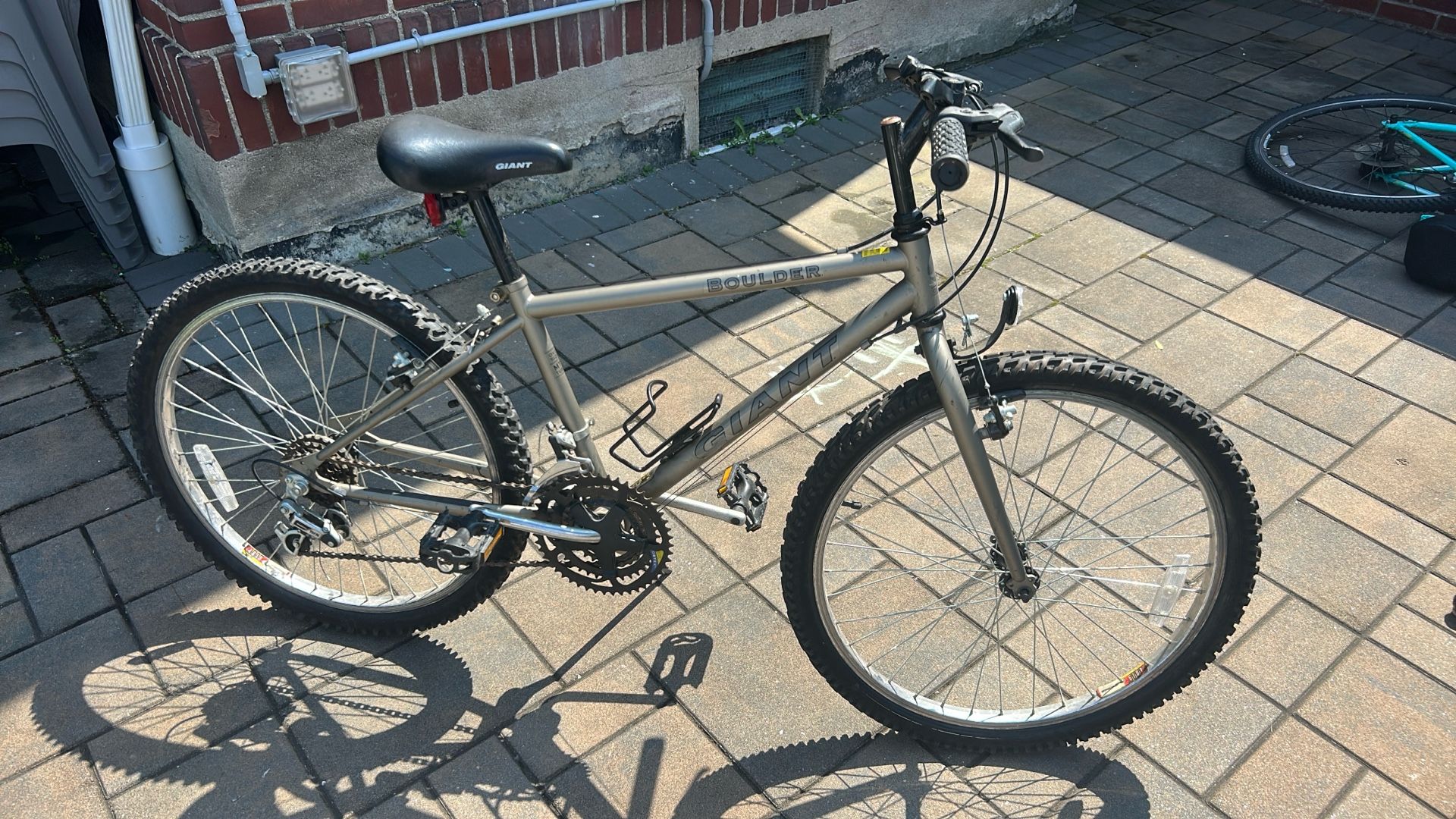 Giant Boulder 18” Mountain Bike