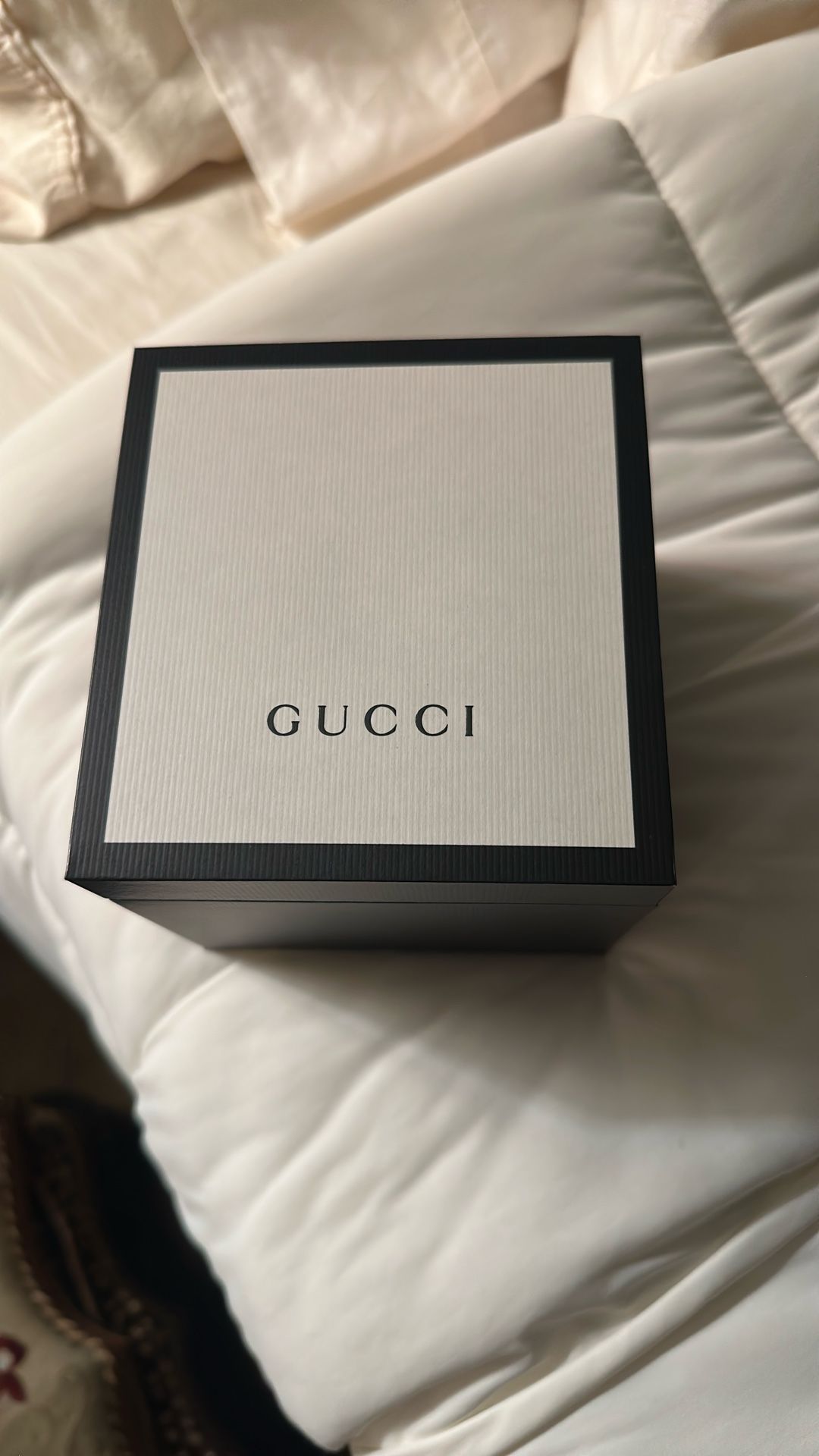 GUCCI 46MM WATCH UNISEX NEW