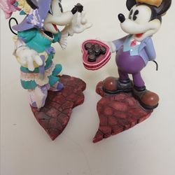 Disney Mickey And Minnie Mouse Collectibles
