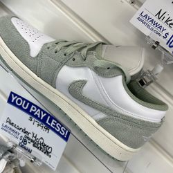 Nike Dunk “Seafoam”