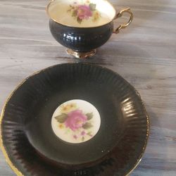Elizabethan Fine Bone China Teacup And Saucer 