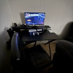 Selling My Desk And Office Chair
