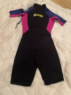 Brand new wet suit