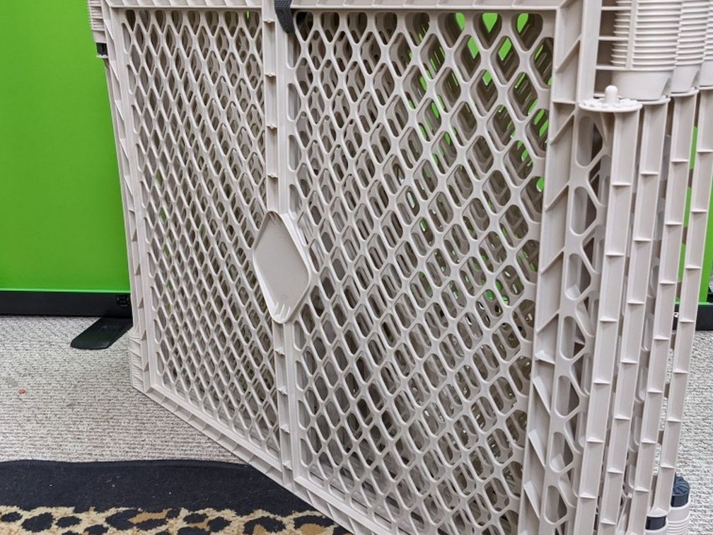 Toddleroo by North States Superyard Panel Baby Play Yard/Barrier