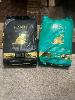 Dog food Fromm brand