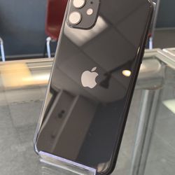 iPhone 11 64gb AT&T And Cricket 