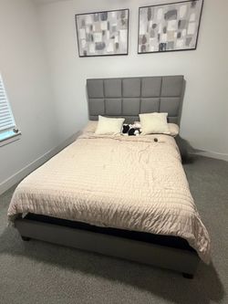 sell my queen-size bed with the mattress, as well as the TV stand