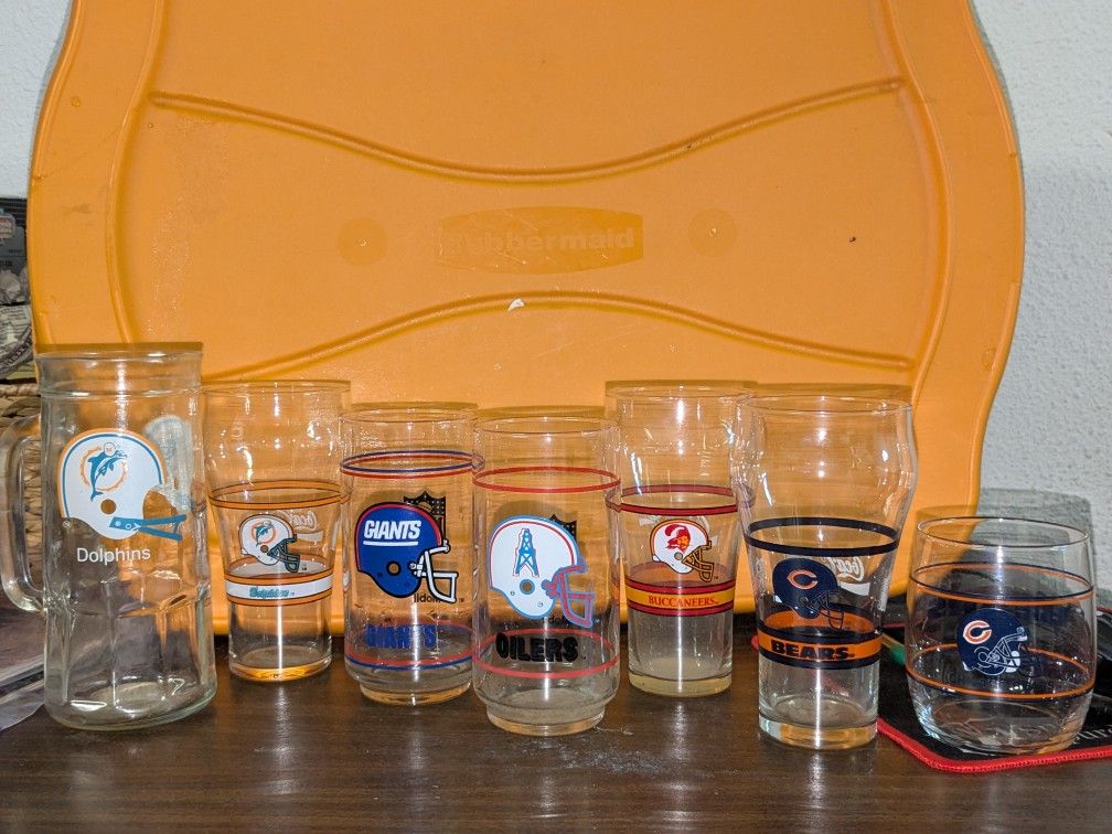 Vintage Coca Cola Promotional NFL Team Glasses