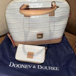 Dooney And Burke Purse And Matching Wallet 