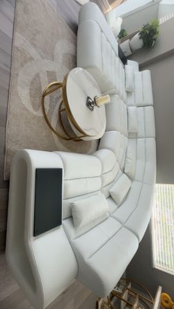 Sofa sectional