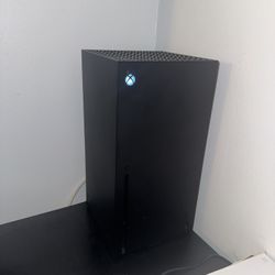 Xbox Series X With Razer Headset And Remote Charging Stand 