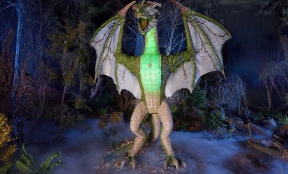 New Animated dragon Halloween Decor