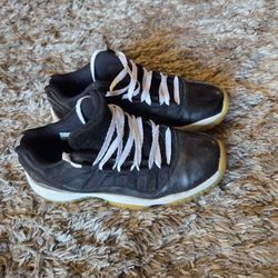 Nike Air Jordan Retro XI 11 Low Infrared 23 Black White 5.5y , 7 Womens 