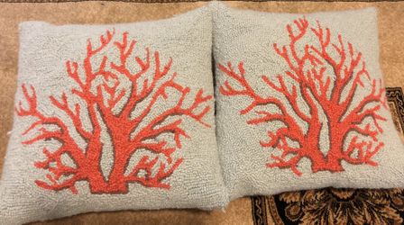 Boutique coral wool pillows
