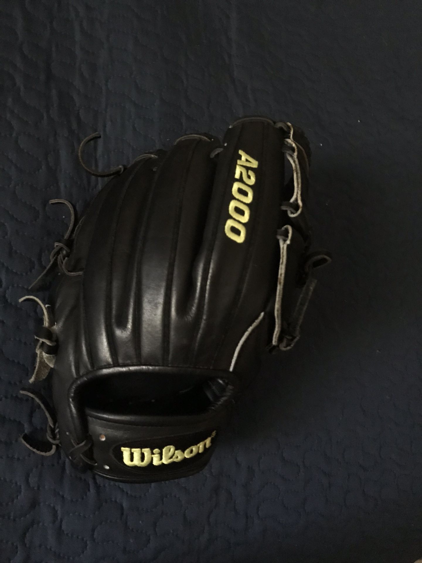 Profesional baseball glove A2000