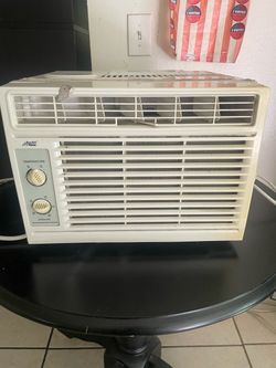 Arctic King 5000 btu Air conditioner