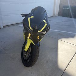 2021 Honda cbr 600rr