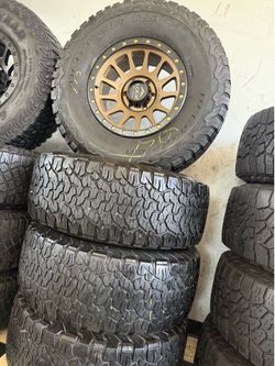 Vendo Rines nuevos para For 150 con llantas 315 70 R 17 Bfgoorich ko2