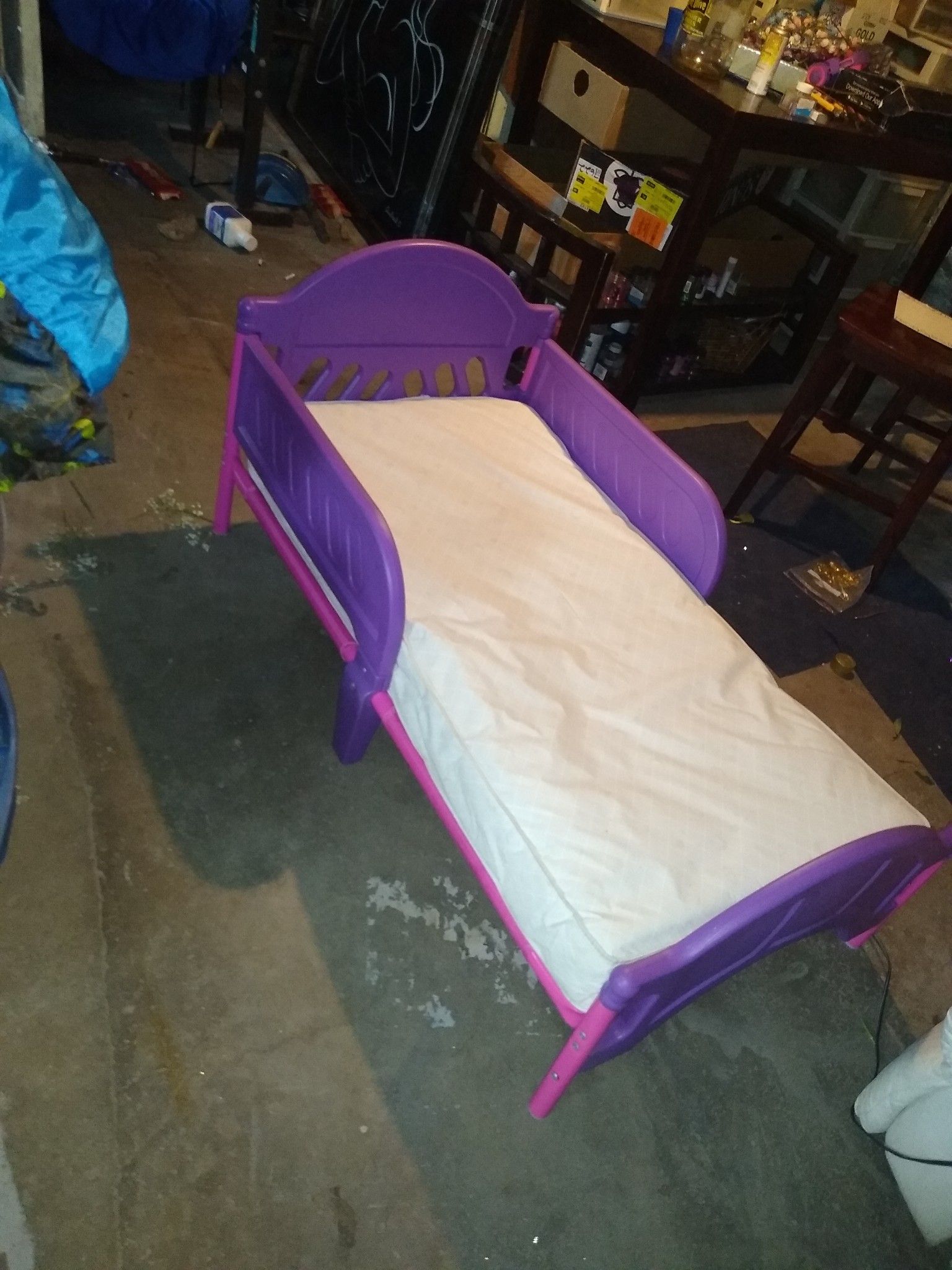 Kids bed