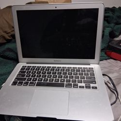 Apple Lap Rop  With  Bag