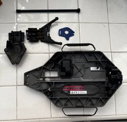 Traxxas Slash 4x4 Chassis Set