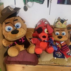 Plushies Freddy Big And Mes Zoe’s