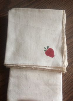 Tablecloth and napkins