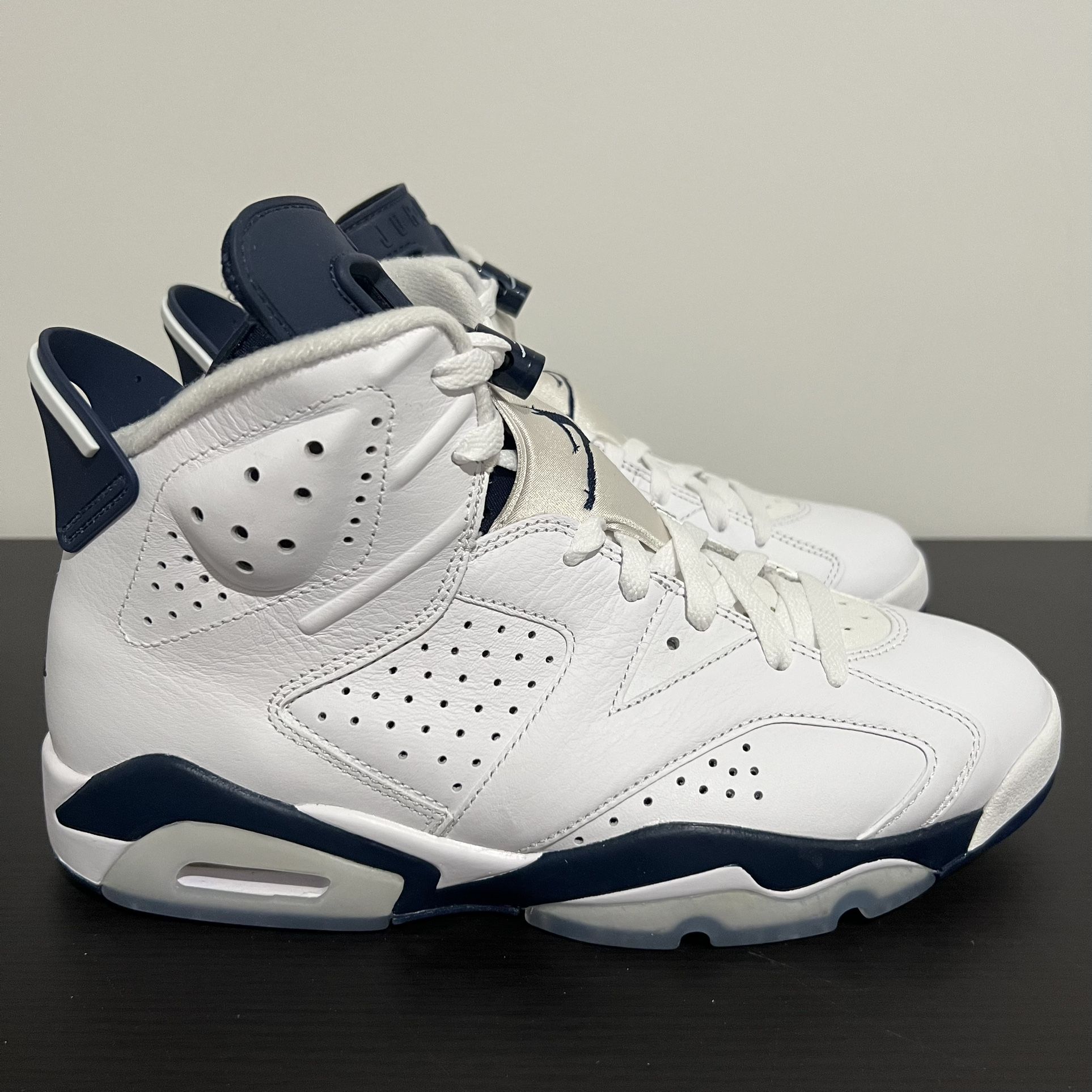 Jordan 6 Midnight Navy BRAND NEW Size 9