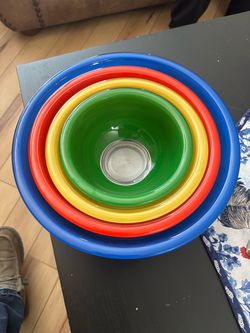 RARE 1980s Corning Pyrex Primary Color Full Set